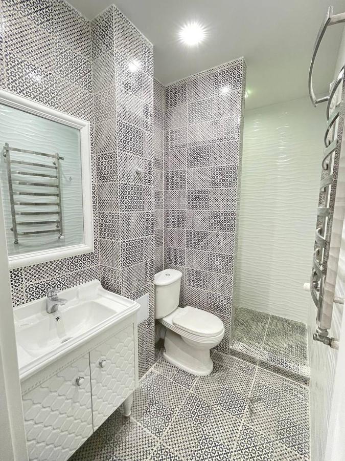 Apartment On Shota Rustaveli Liov Exterior foto